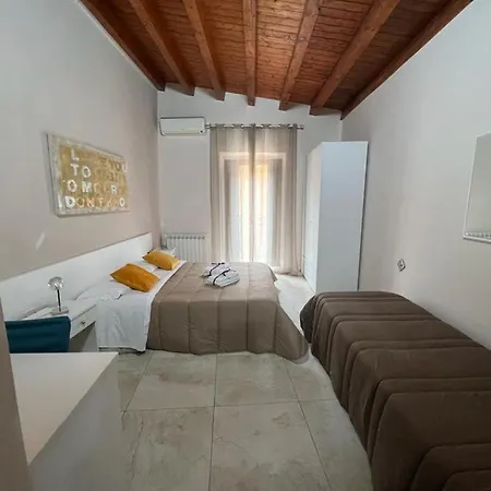 Bed & Breakfast Athena Comfort 